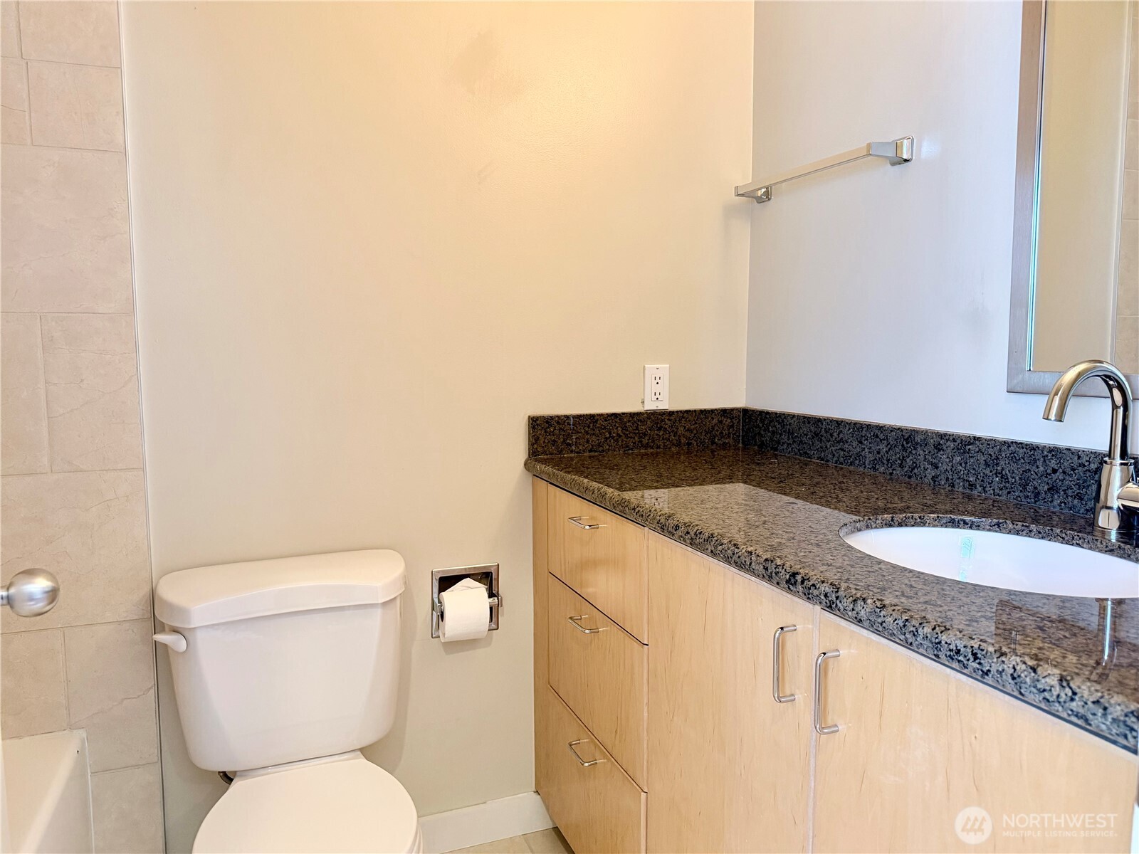 10021 7th Avenue NW Unit: E