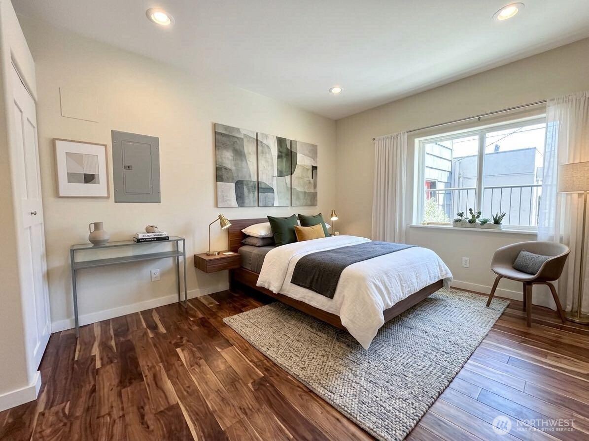 10021 7th Avenue NW Unit: E