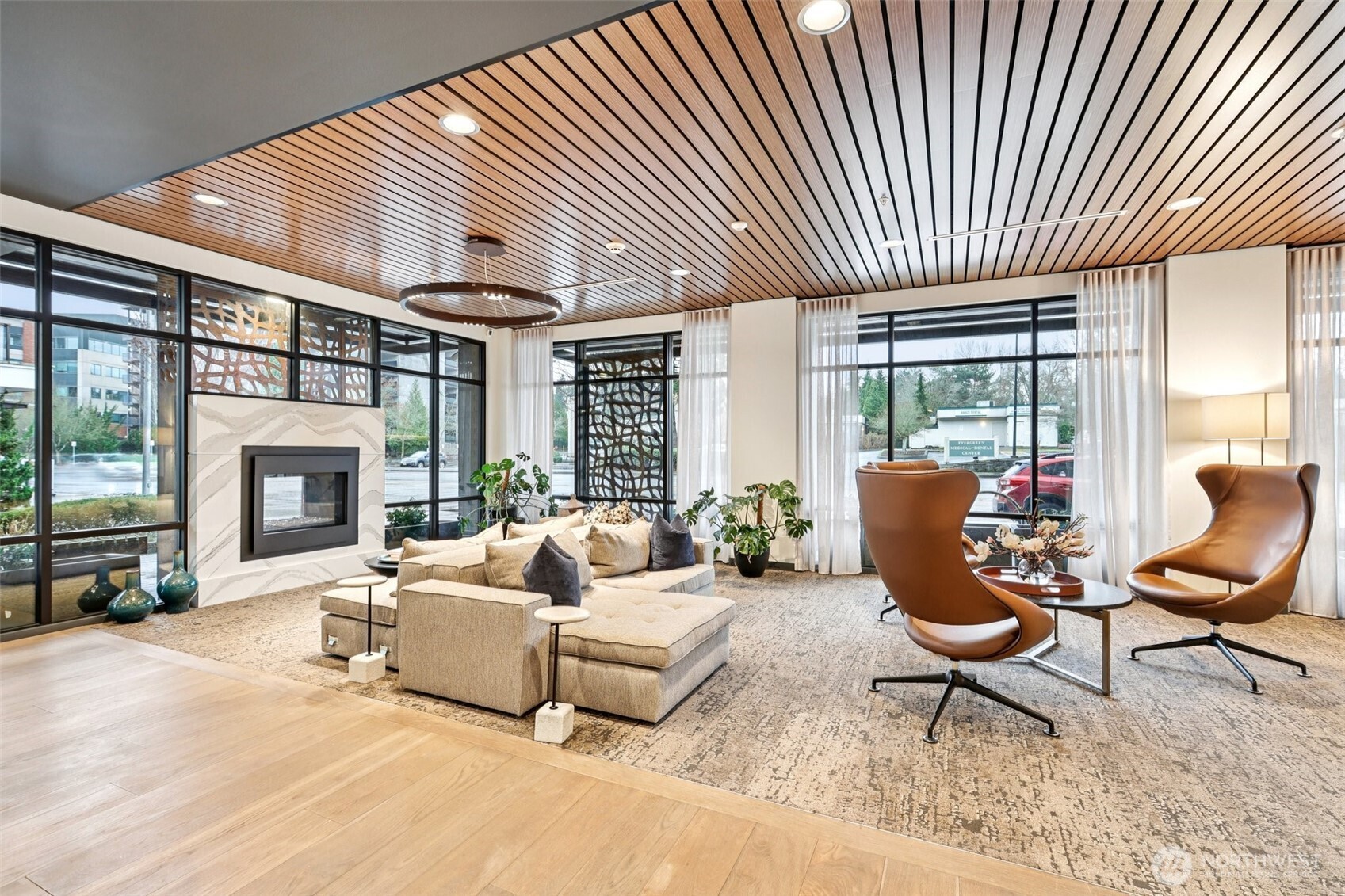 11903 NE 128th St Unit: 320