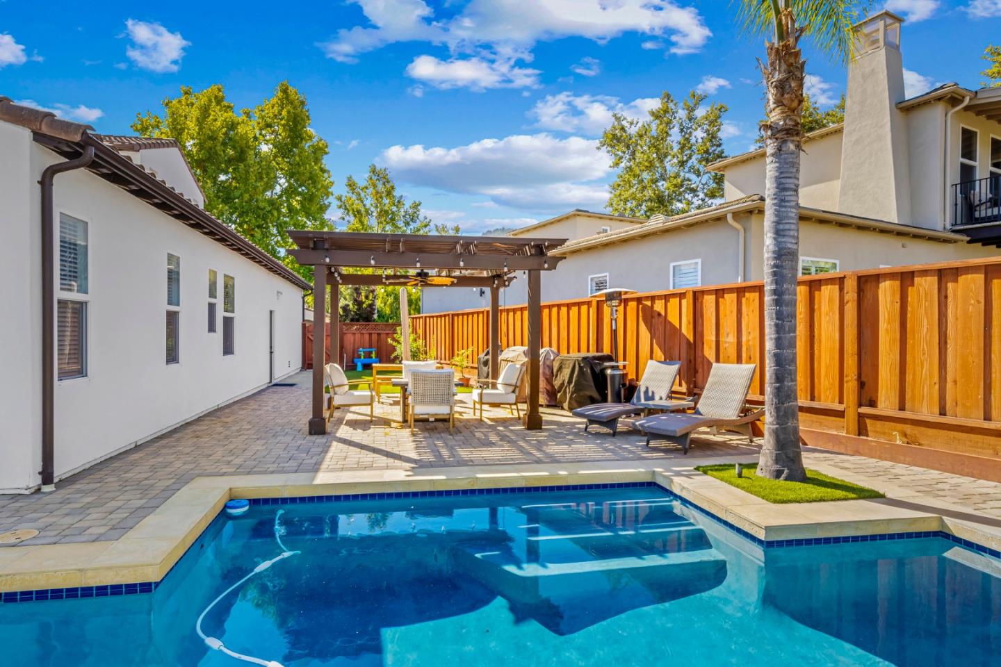 1903 Saint Andrews CIR