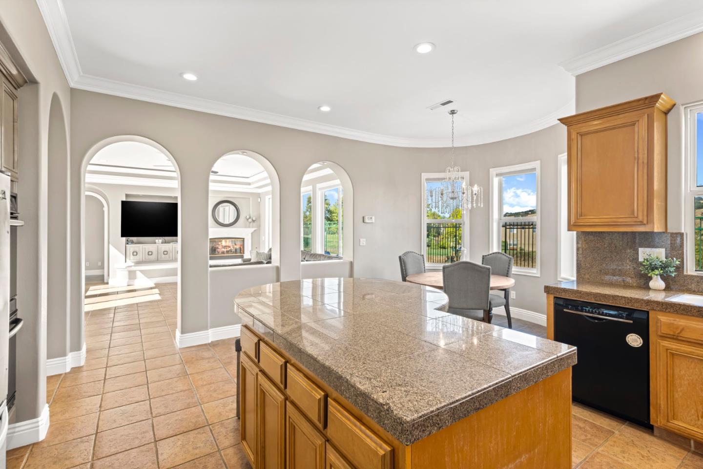 1903 Saint Andrews CIR