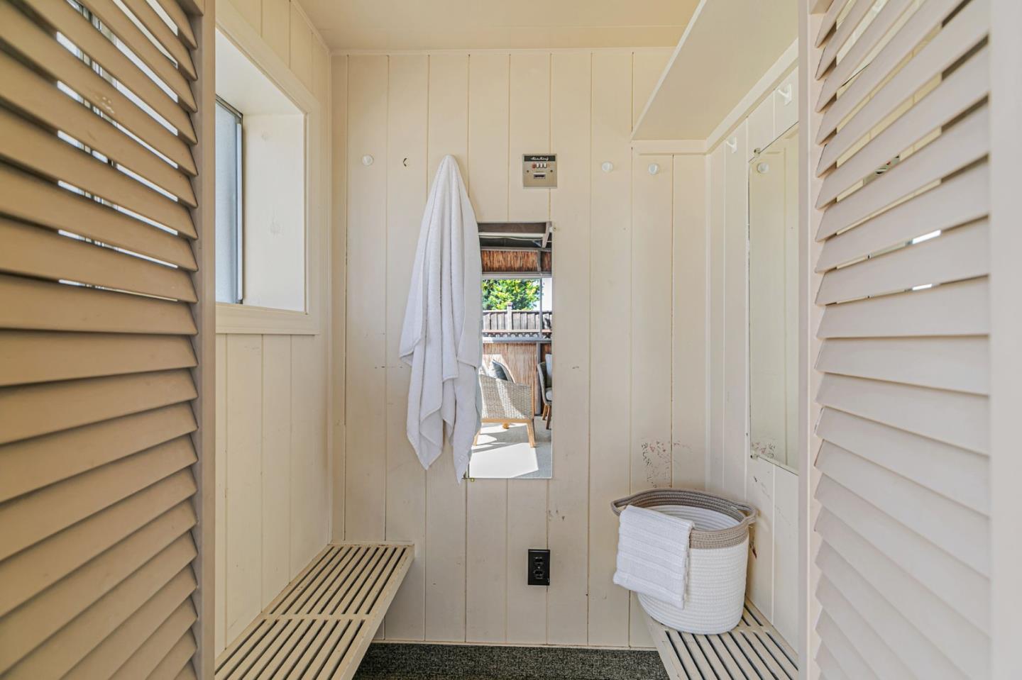 19437 Via Real Drive