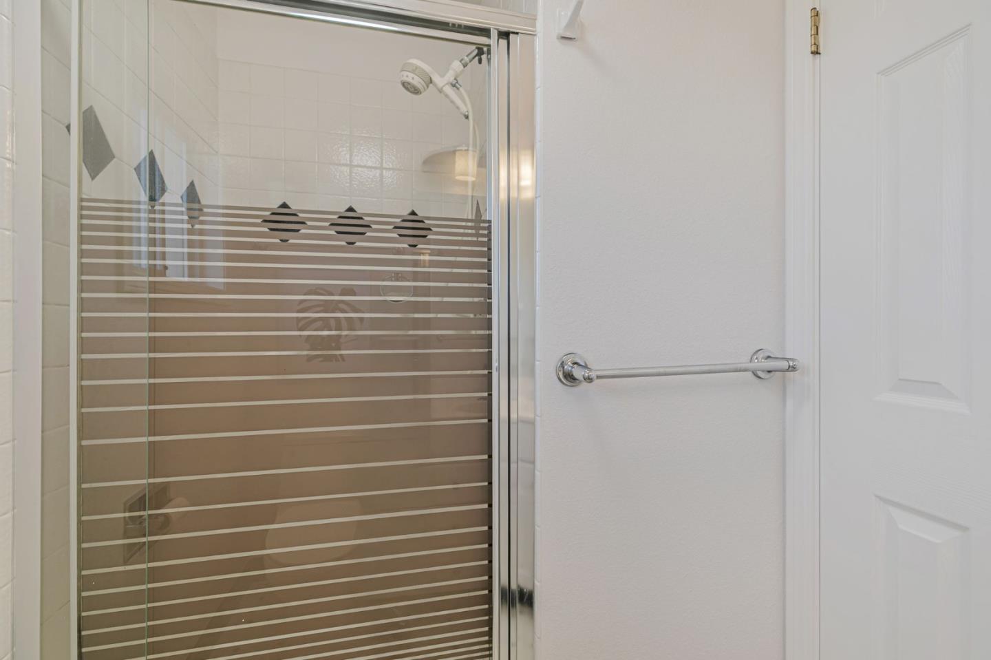 19437 Via Real Drive