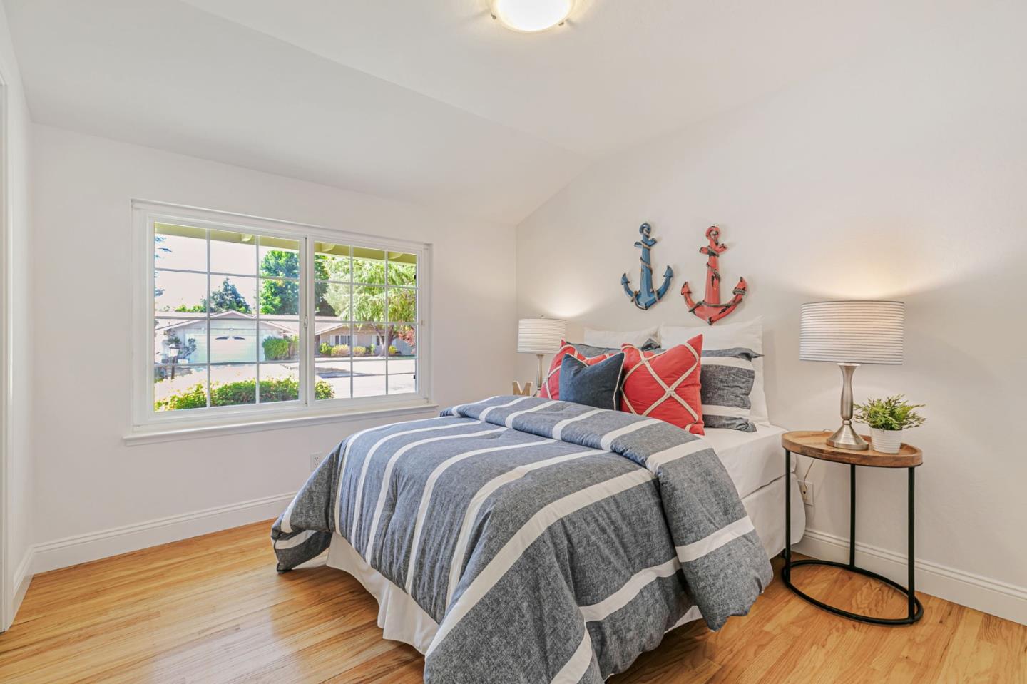 19437 Via Real Drive