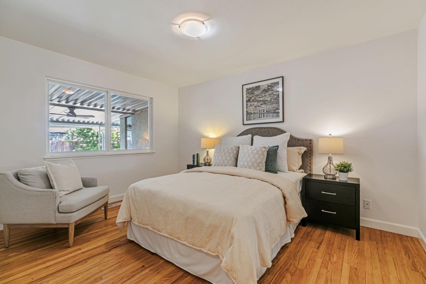 19437 Via Real Drive