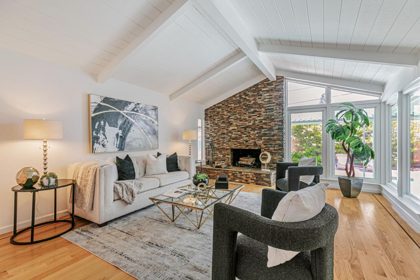 19437 Via Real Drive