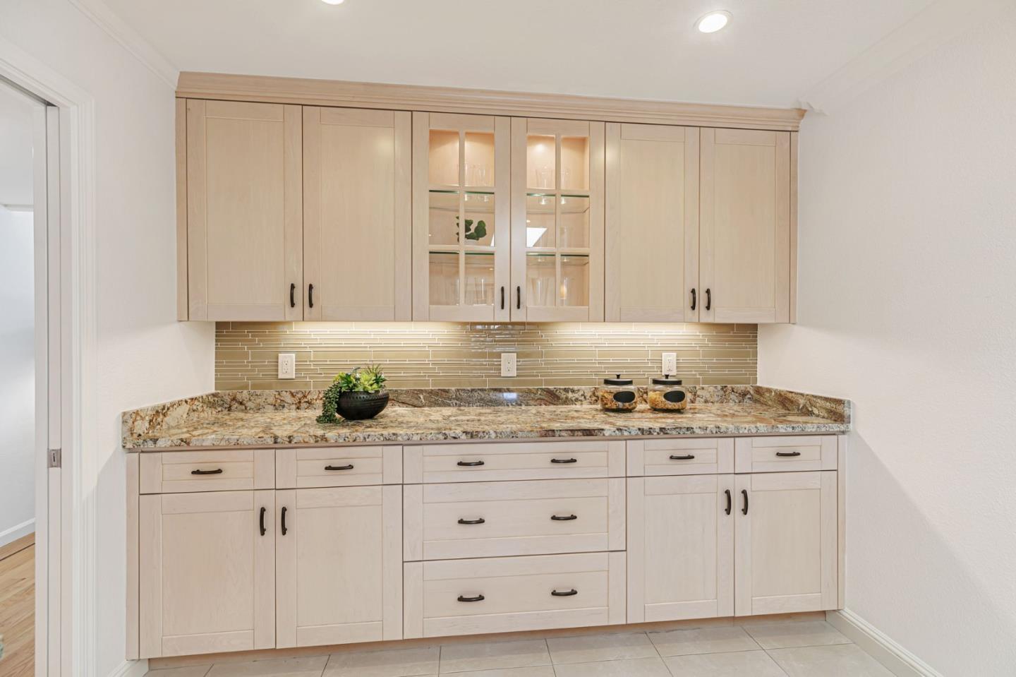 19437 Via Real Drive