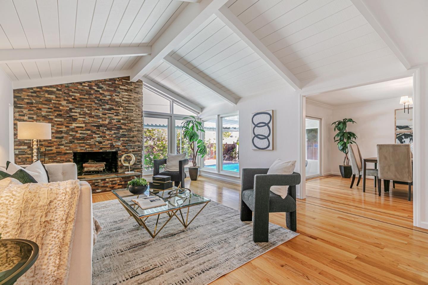 19437 Via Real Drive