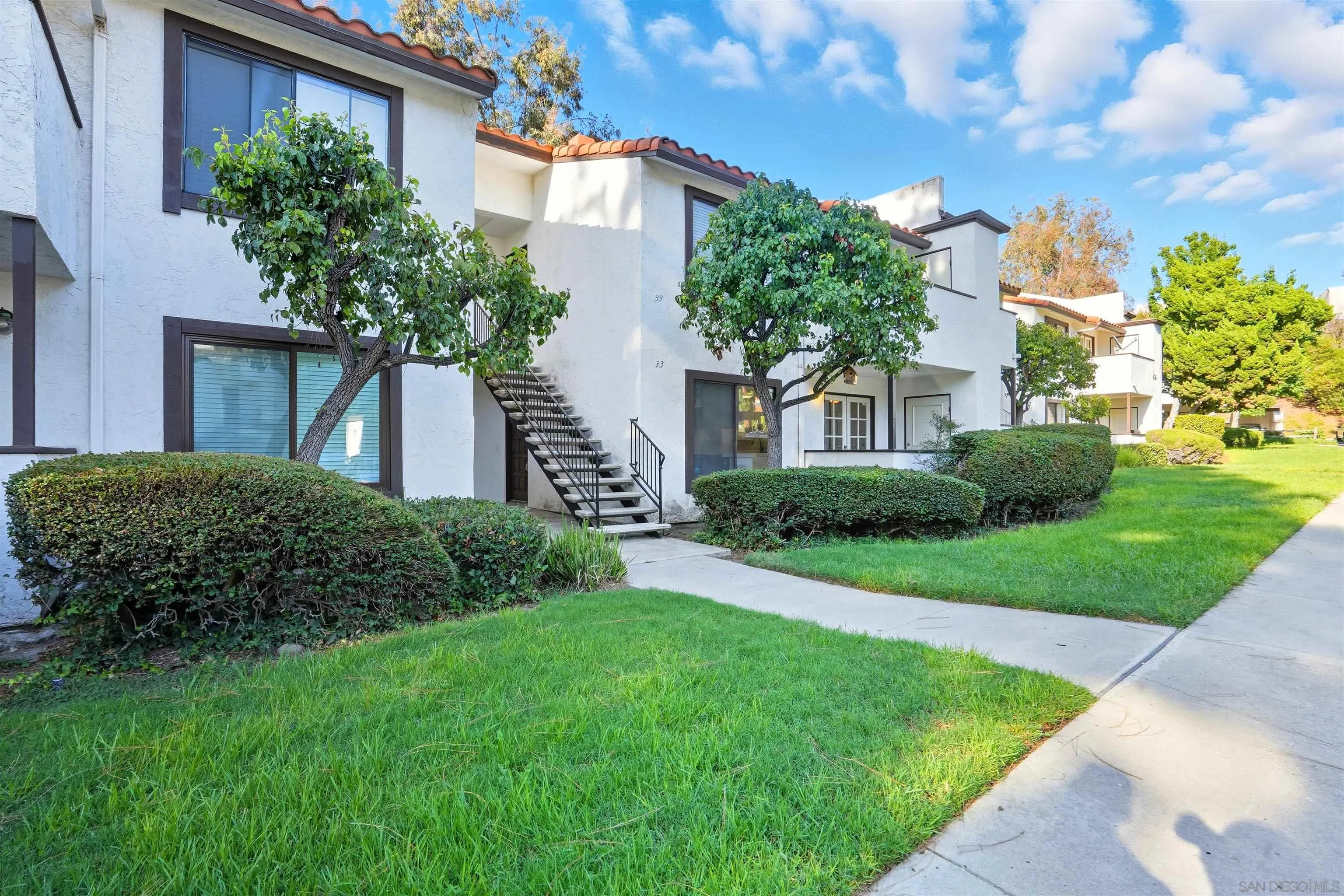 5045 Collwood Way Unit 33