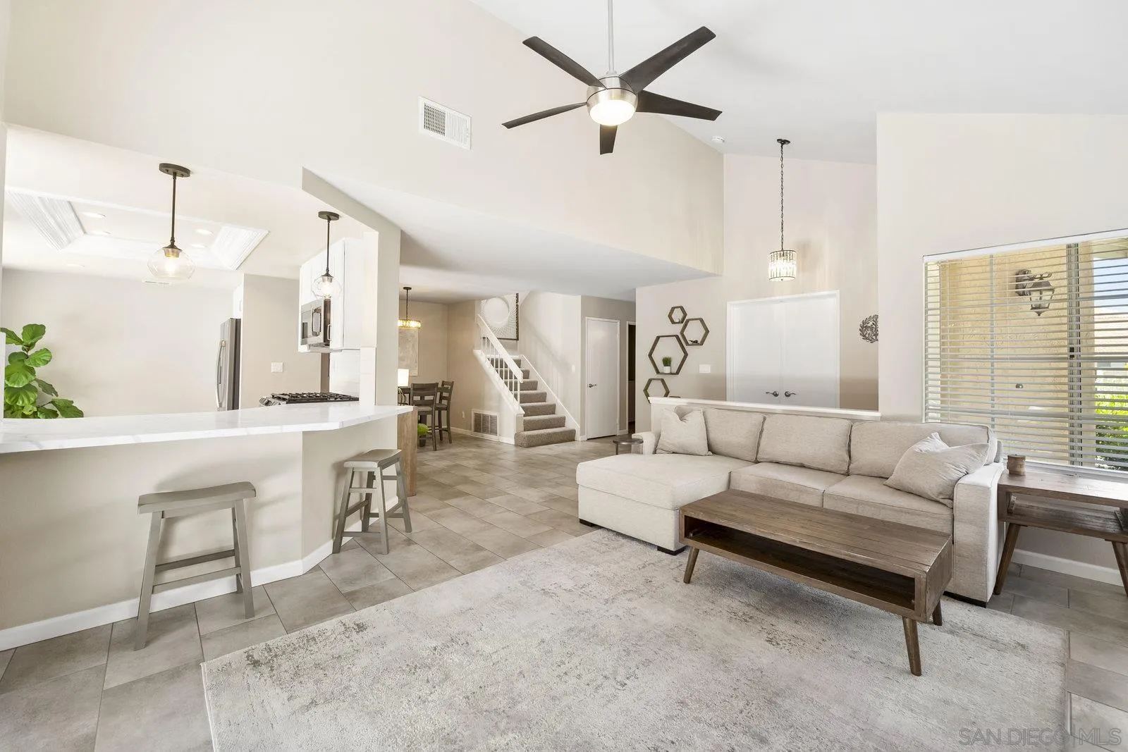 11781 Caminito De Las Missiones