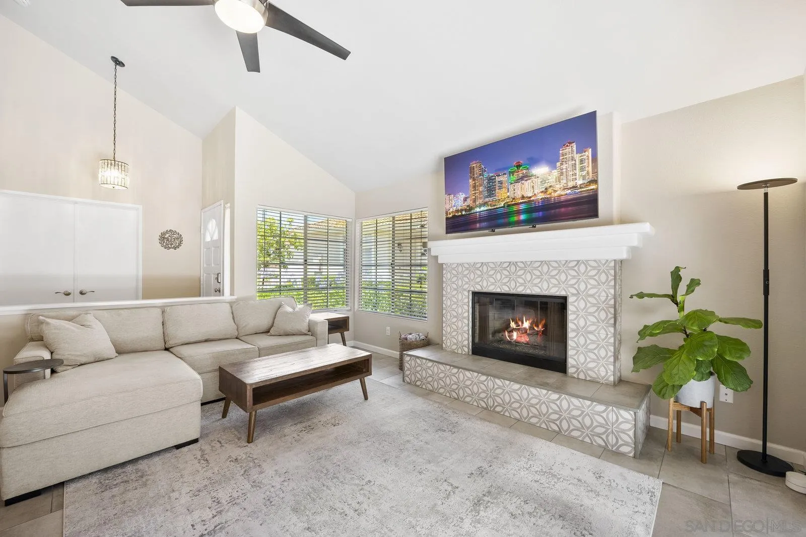 11781 Caminito De Las Missiones