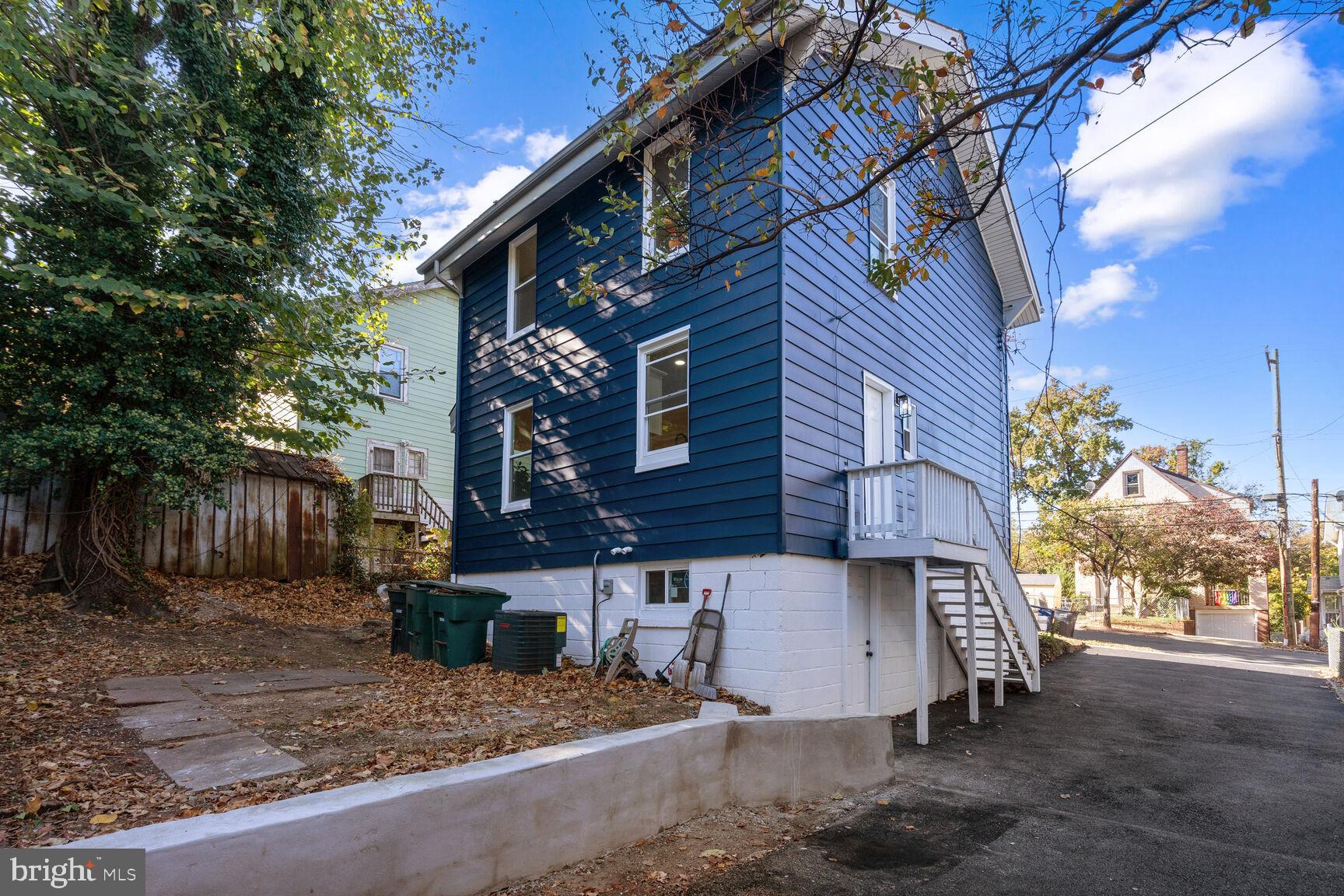 2803 20th St NE