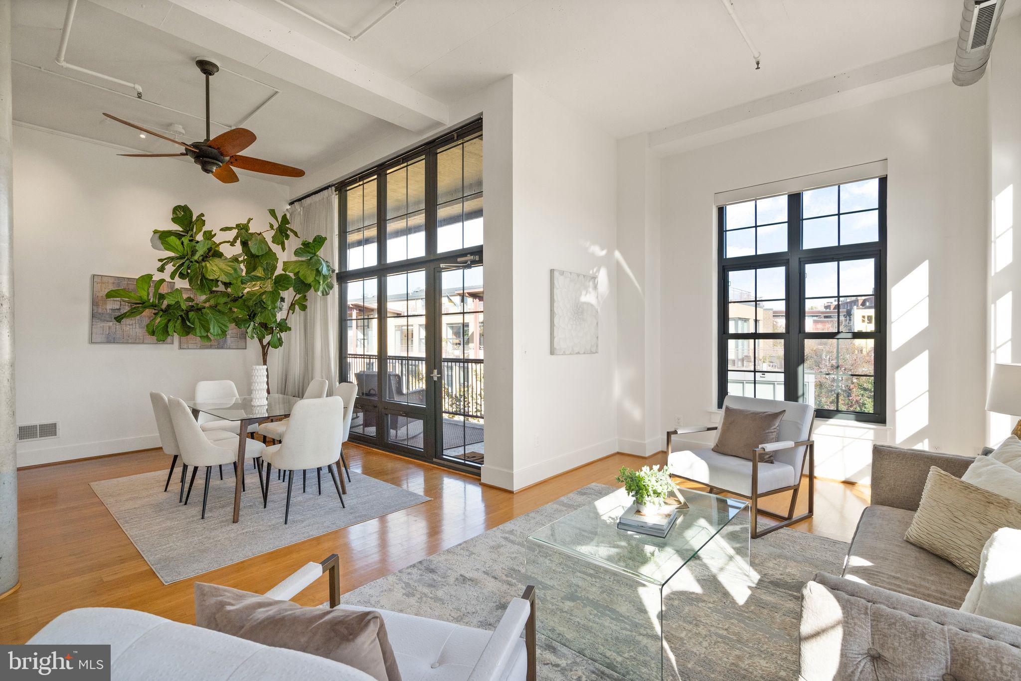 2328 Champlain St NW #Ph424