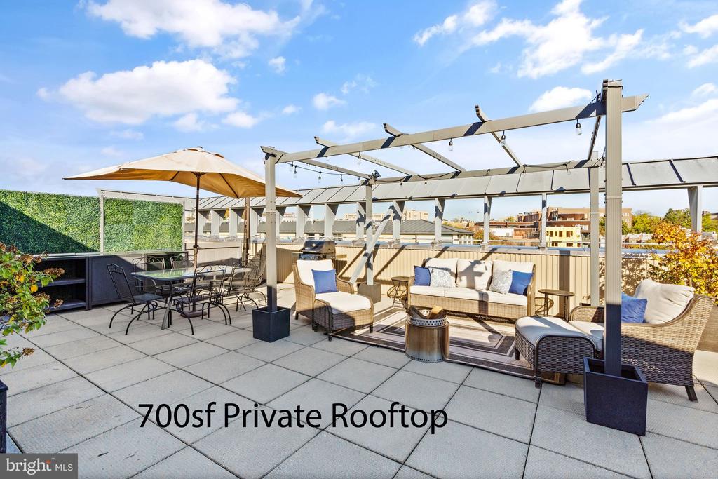 2328 Champlain St NW #Ph424