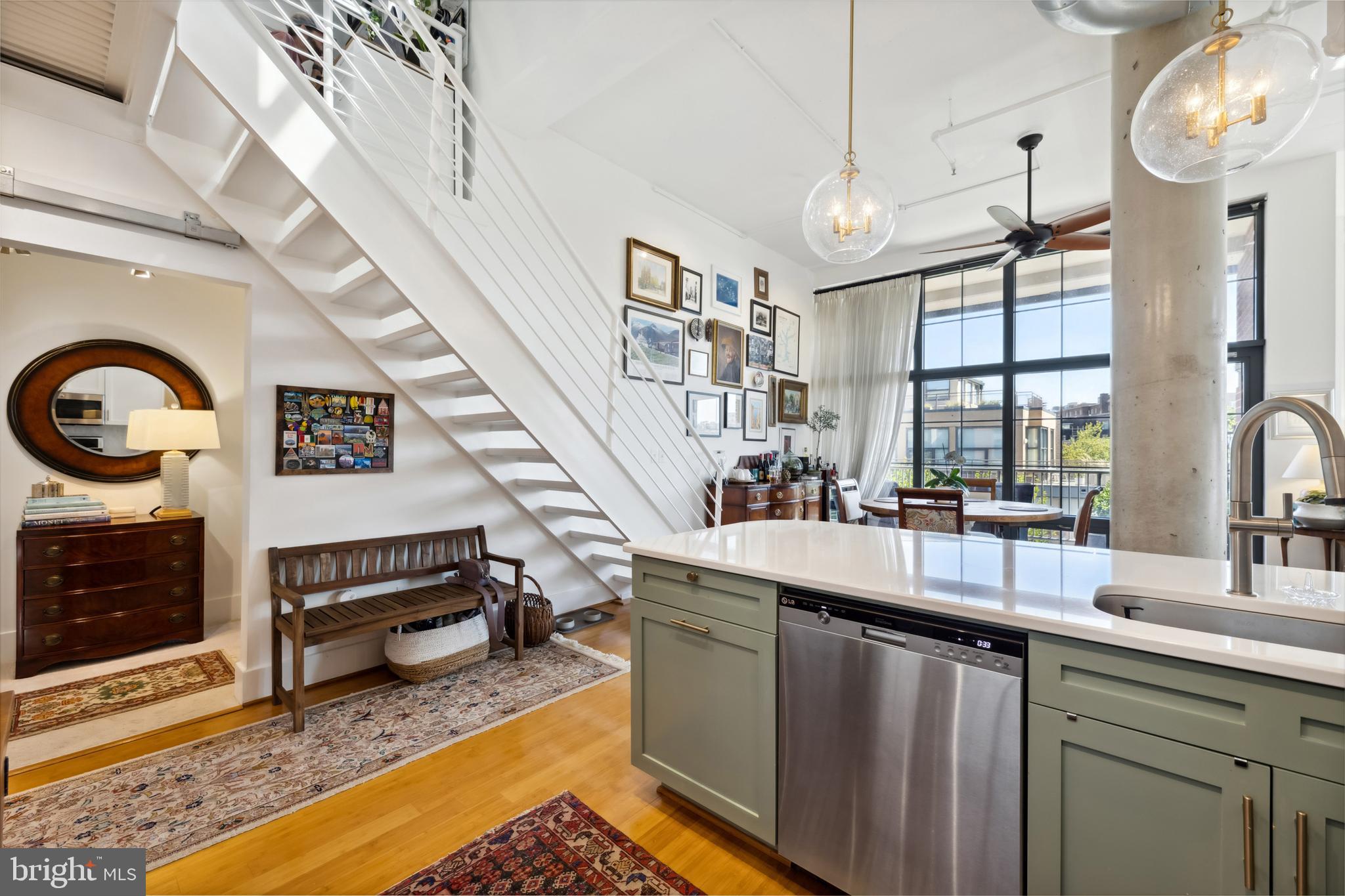 2328 Champlain St NW #Ph424