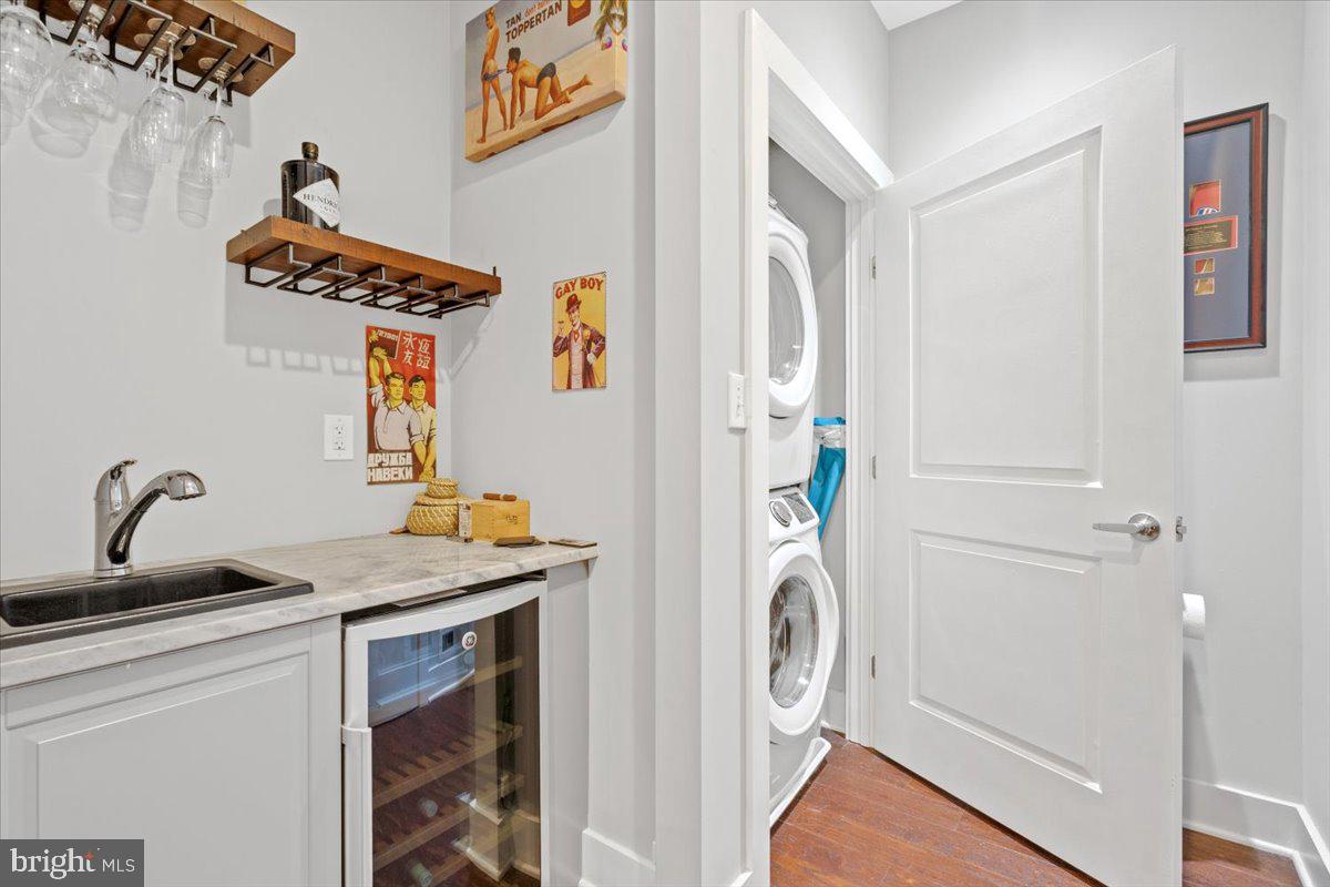 16 R St NW #2