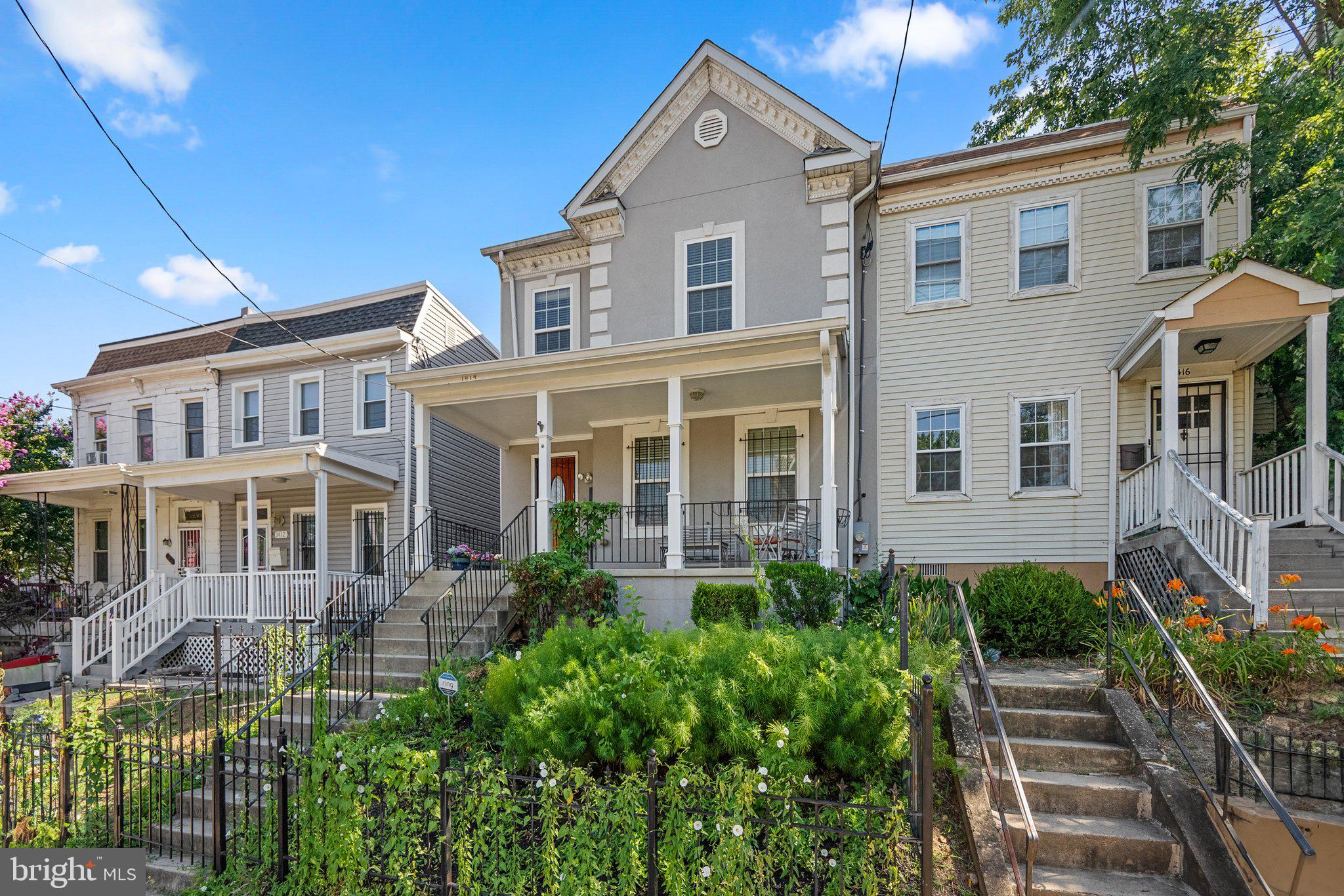 1414 MORRIS RD SE