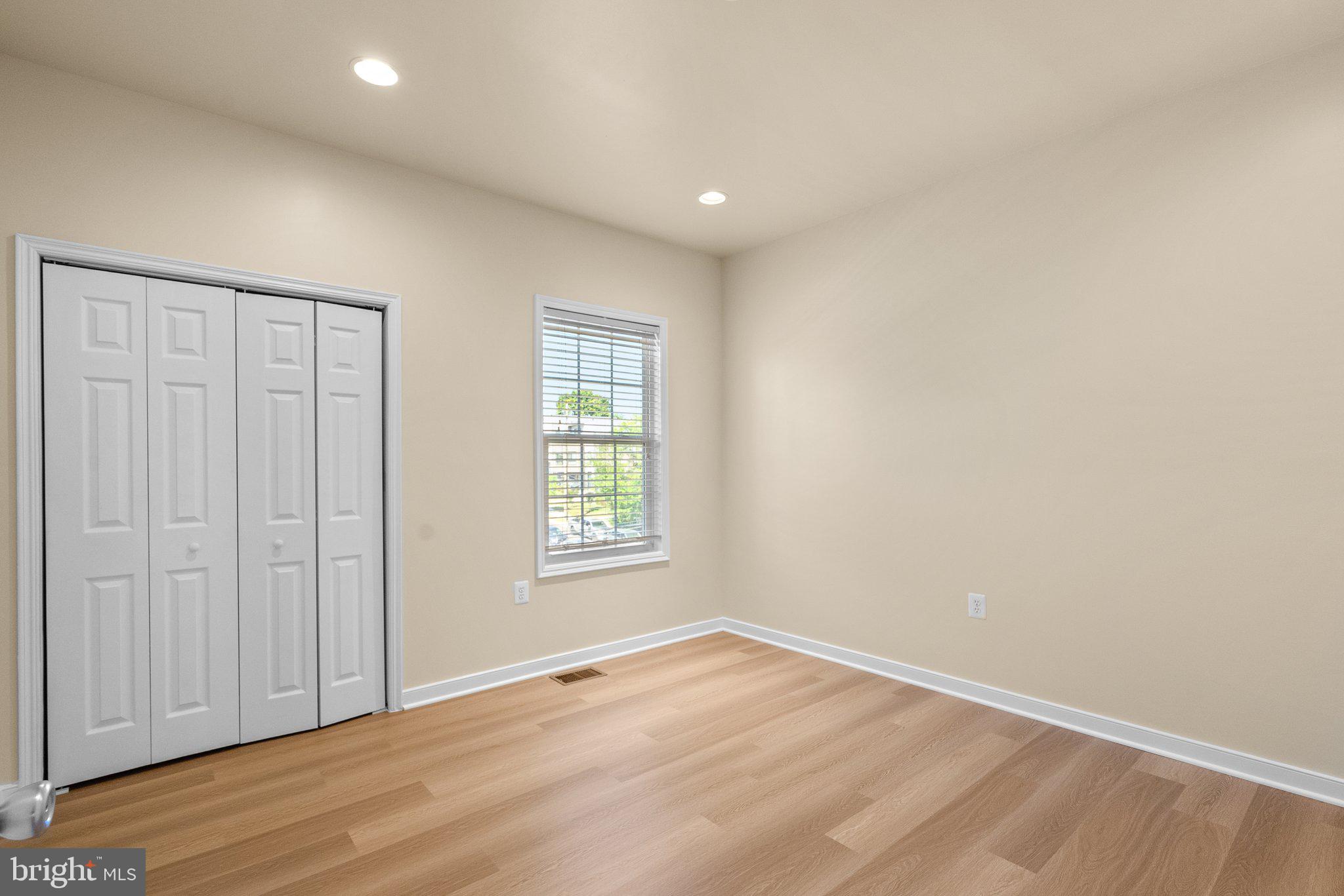 1414 MORRIS RD SE