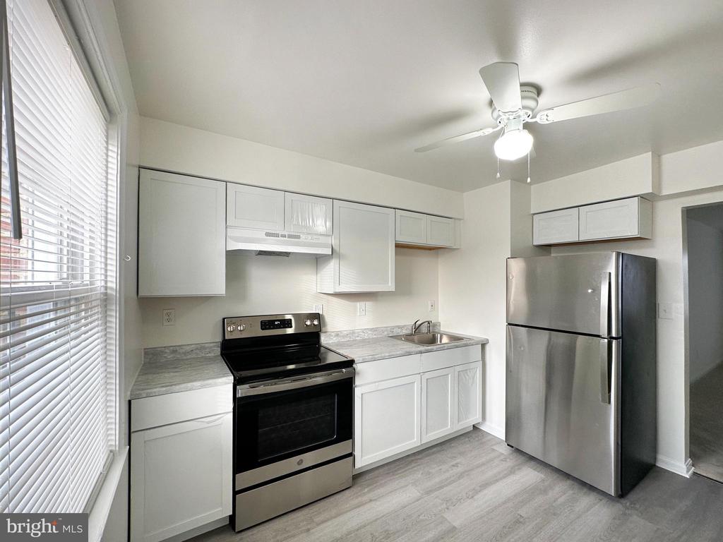 2109 Fort Davis St SE #201