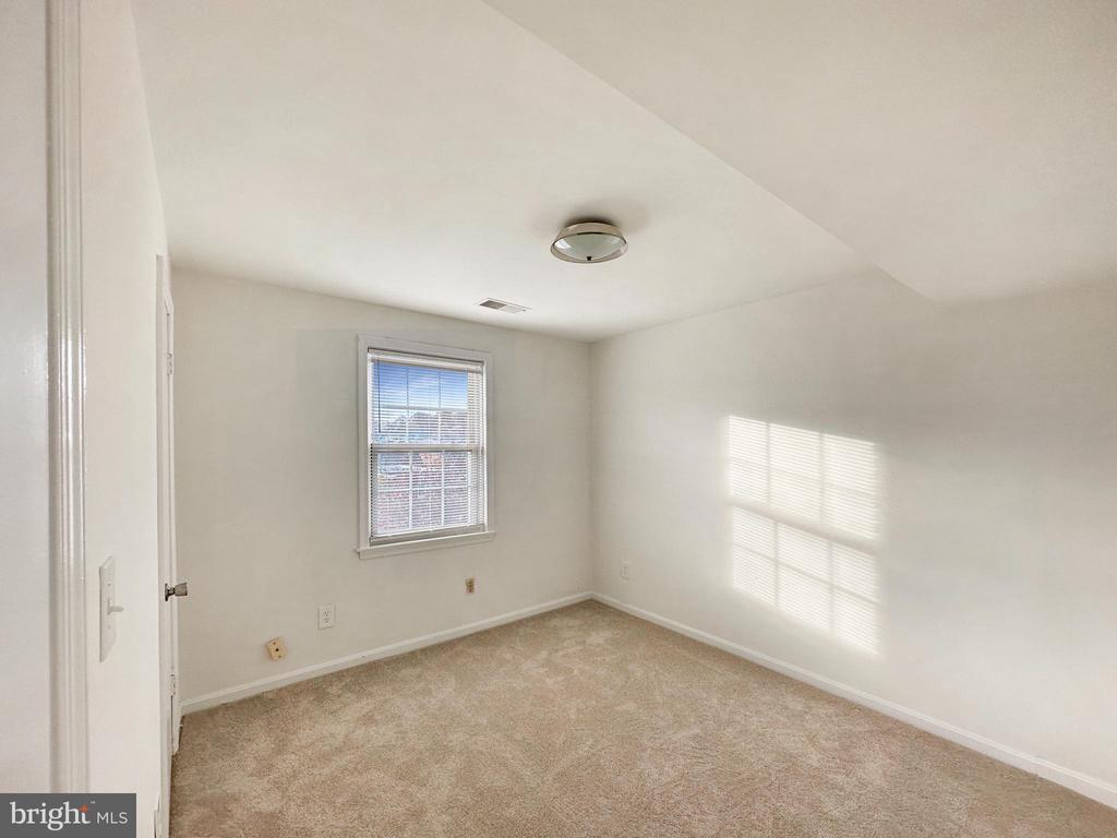 2109 Fort Davis St SE #201