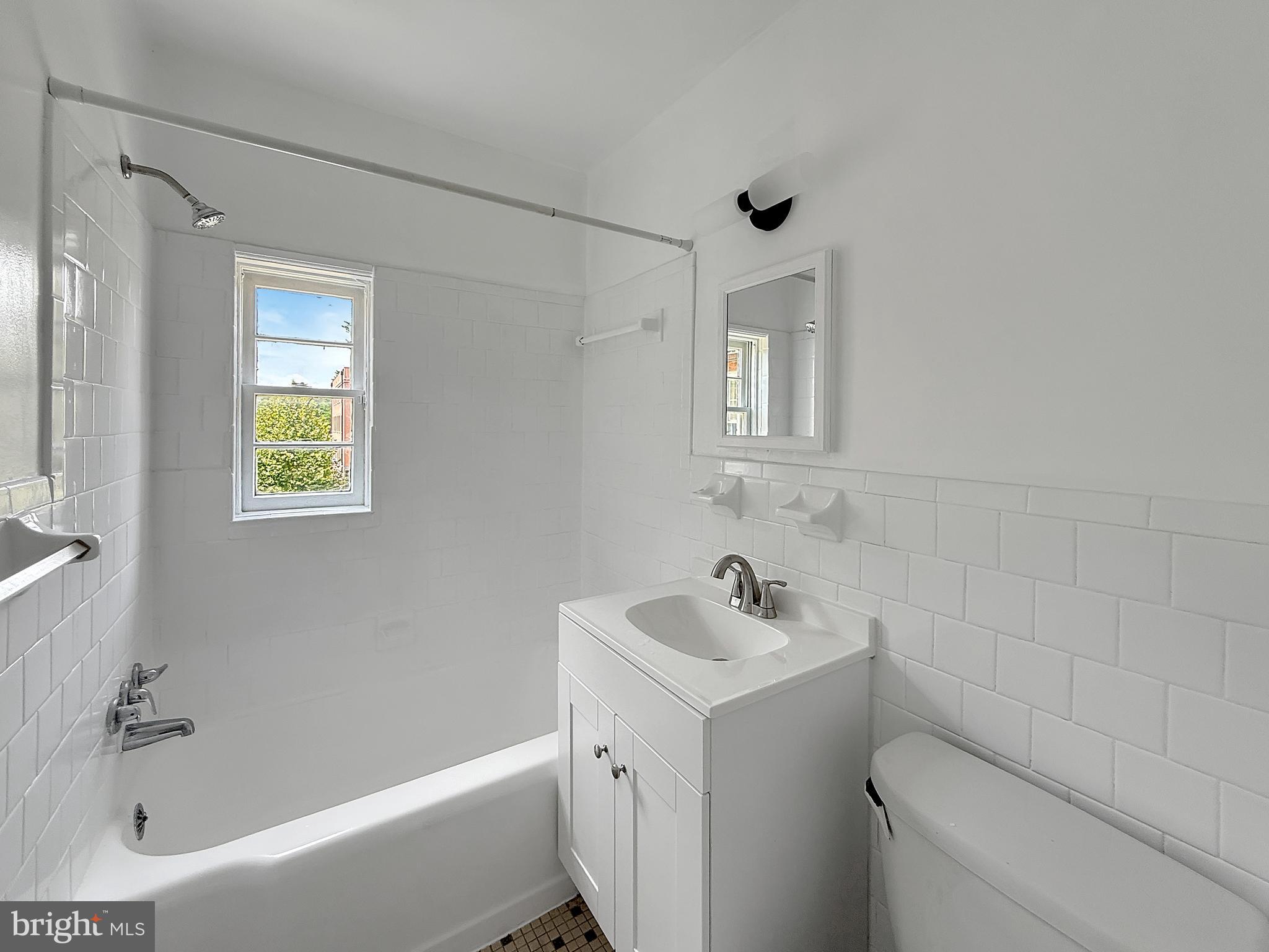 2103 FORT DAVIS STREET SE A