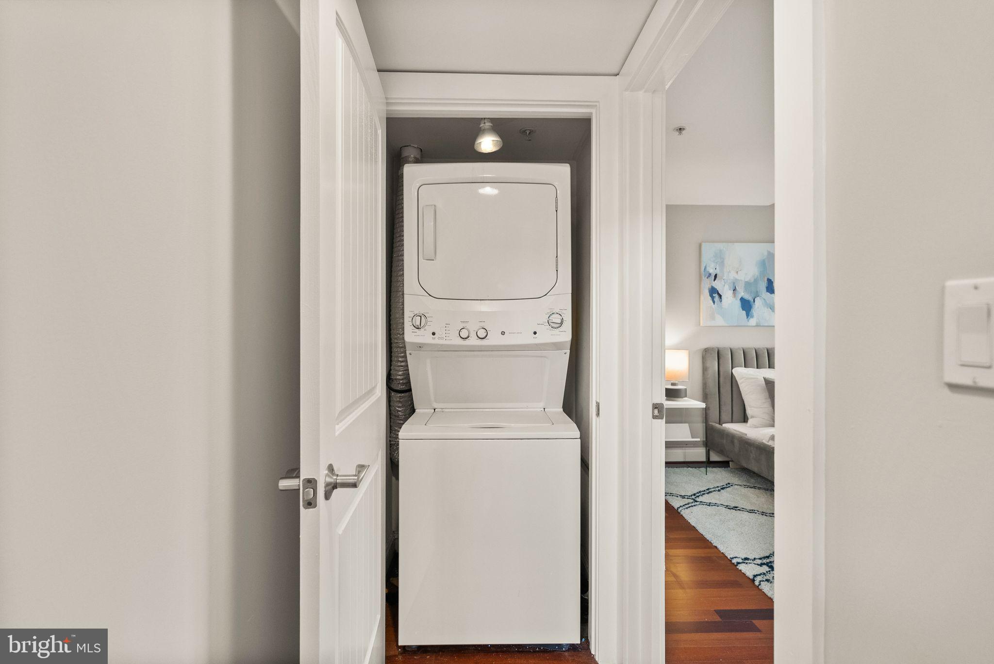 1464 Harvard St NW #Ph14