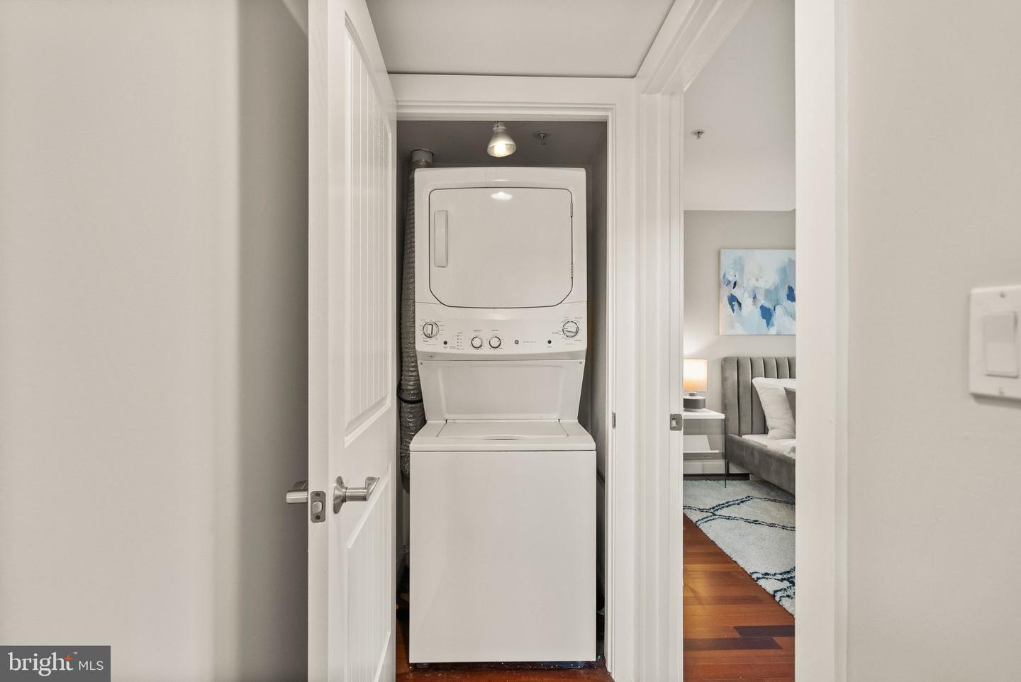 1464 Harvard St NW #Ph14