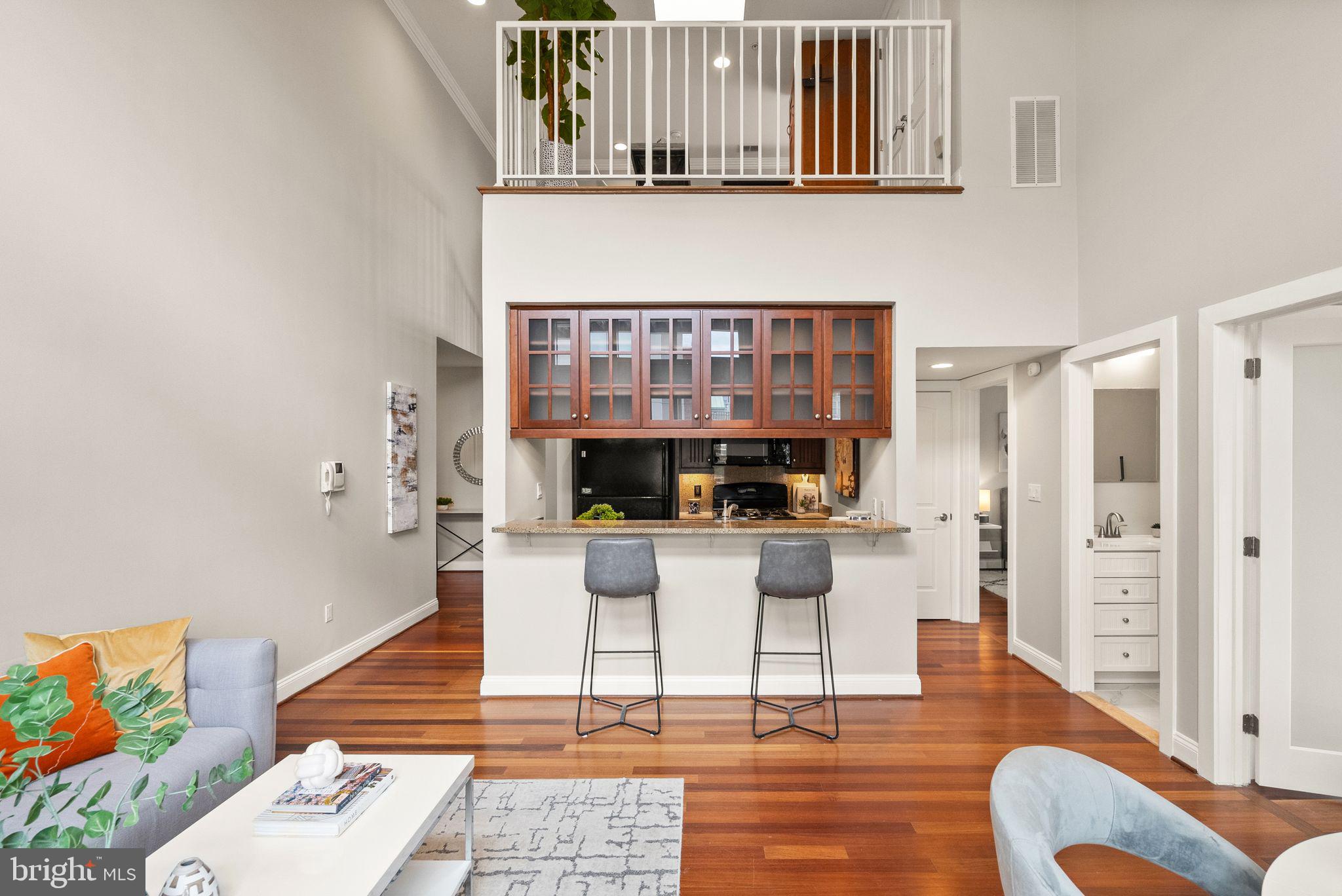 1464 Harvard St NW #Ph14