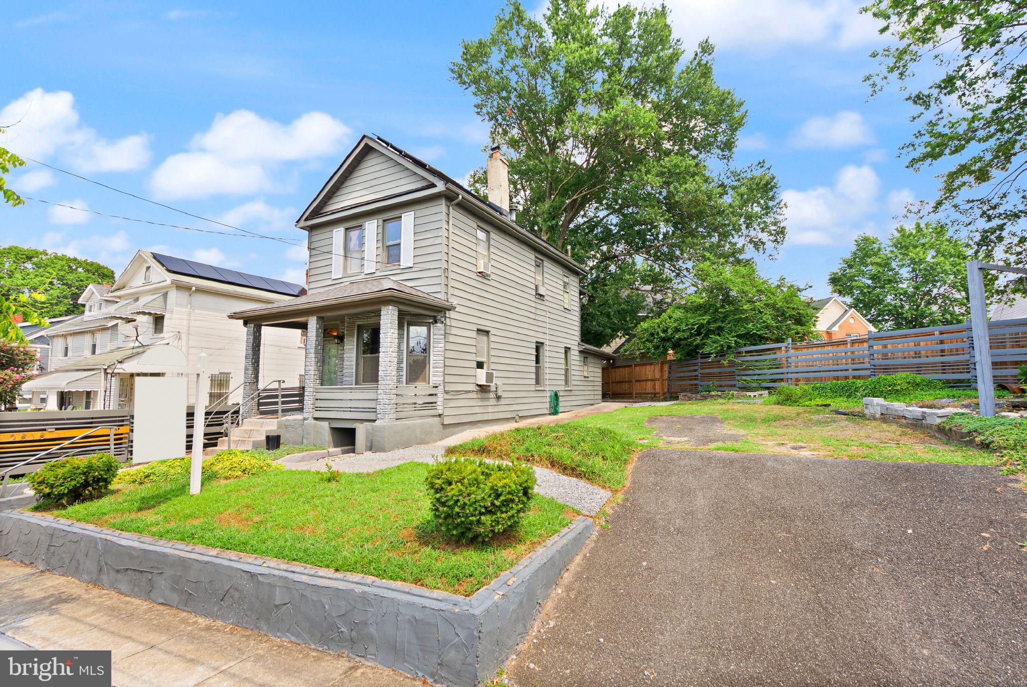 2515 17TH STREET NE