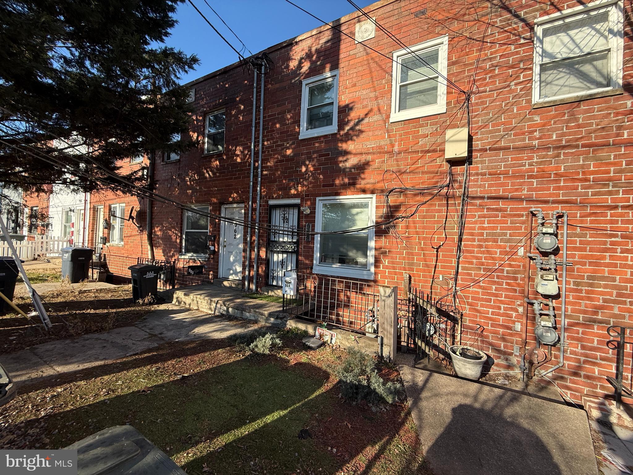 964 MOUNT OLIVET ROAD NE