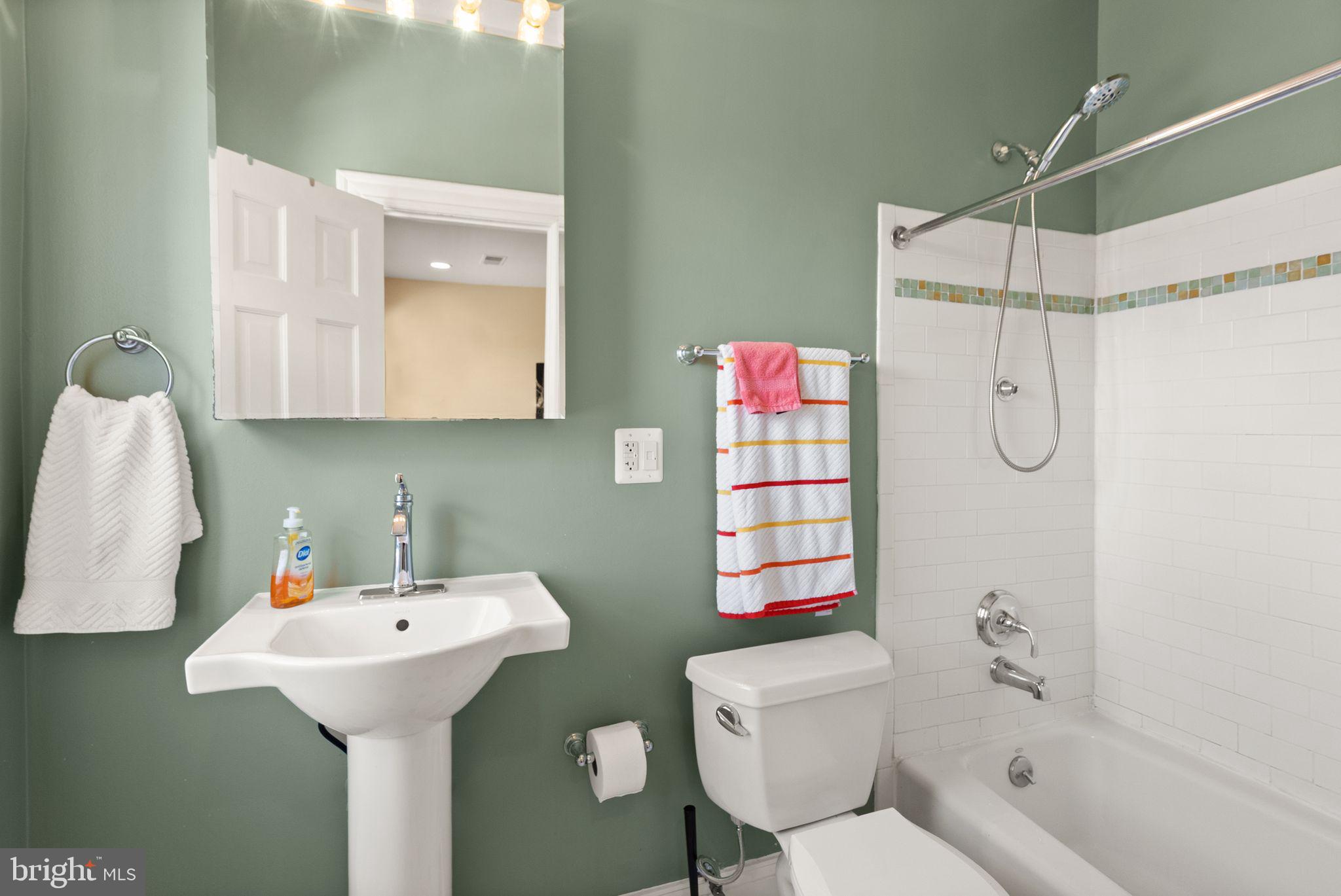 1335 HARVARD STREET NW PH2