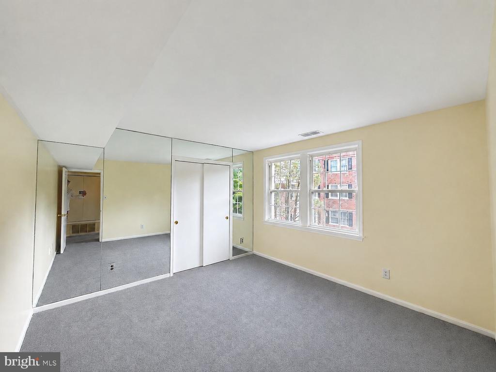3823 W STREET SE Unit: 201