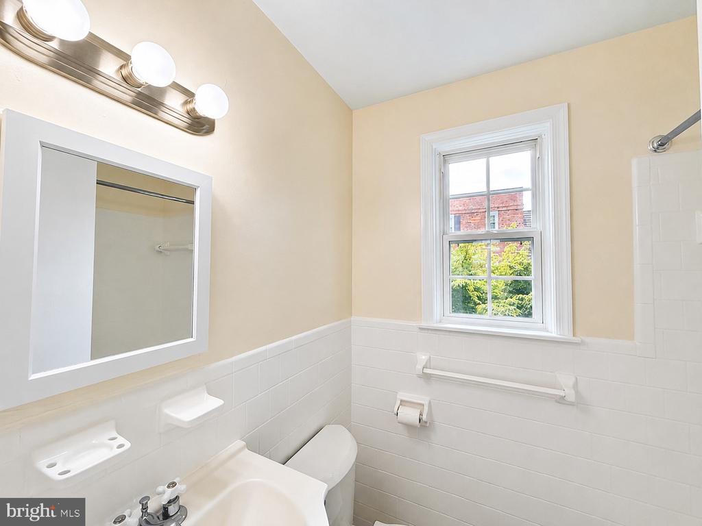 3823 W STREET SE Unit: 201
