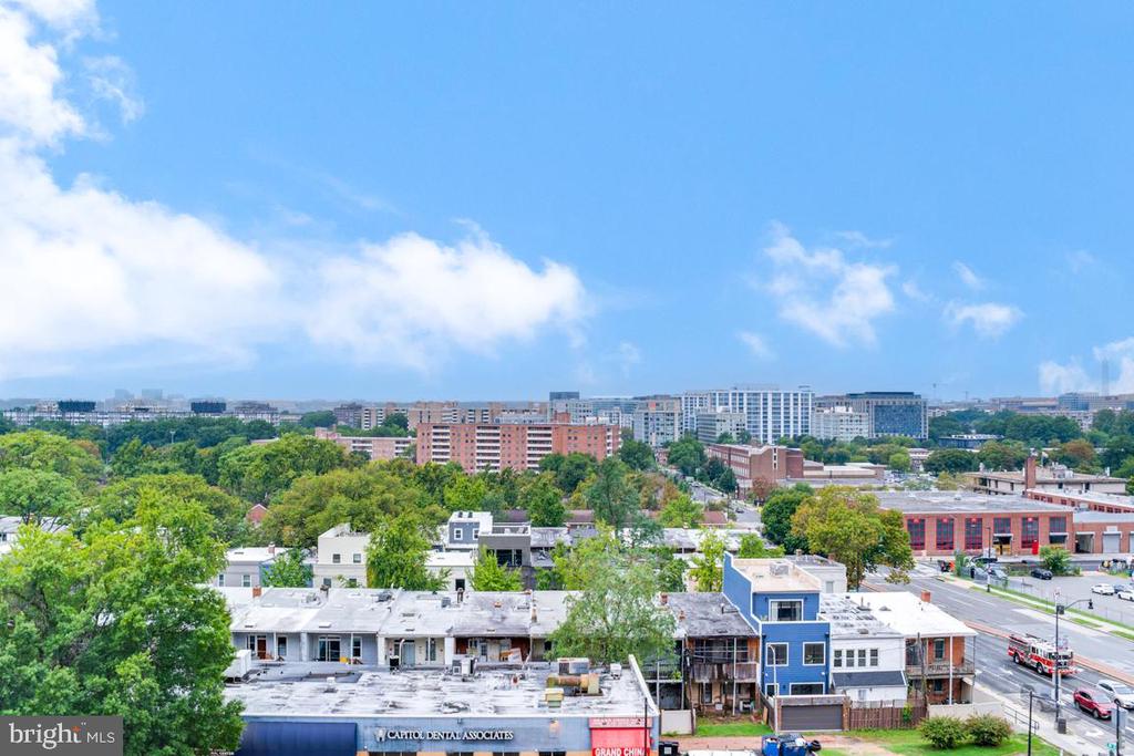 1211 VAN STREET SE Unit: 806
