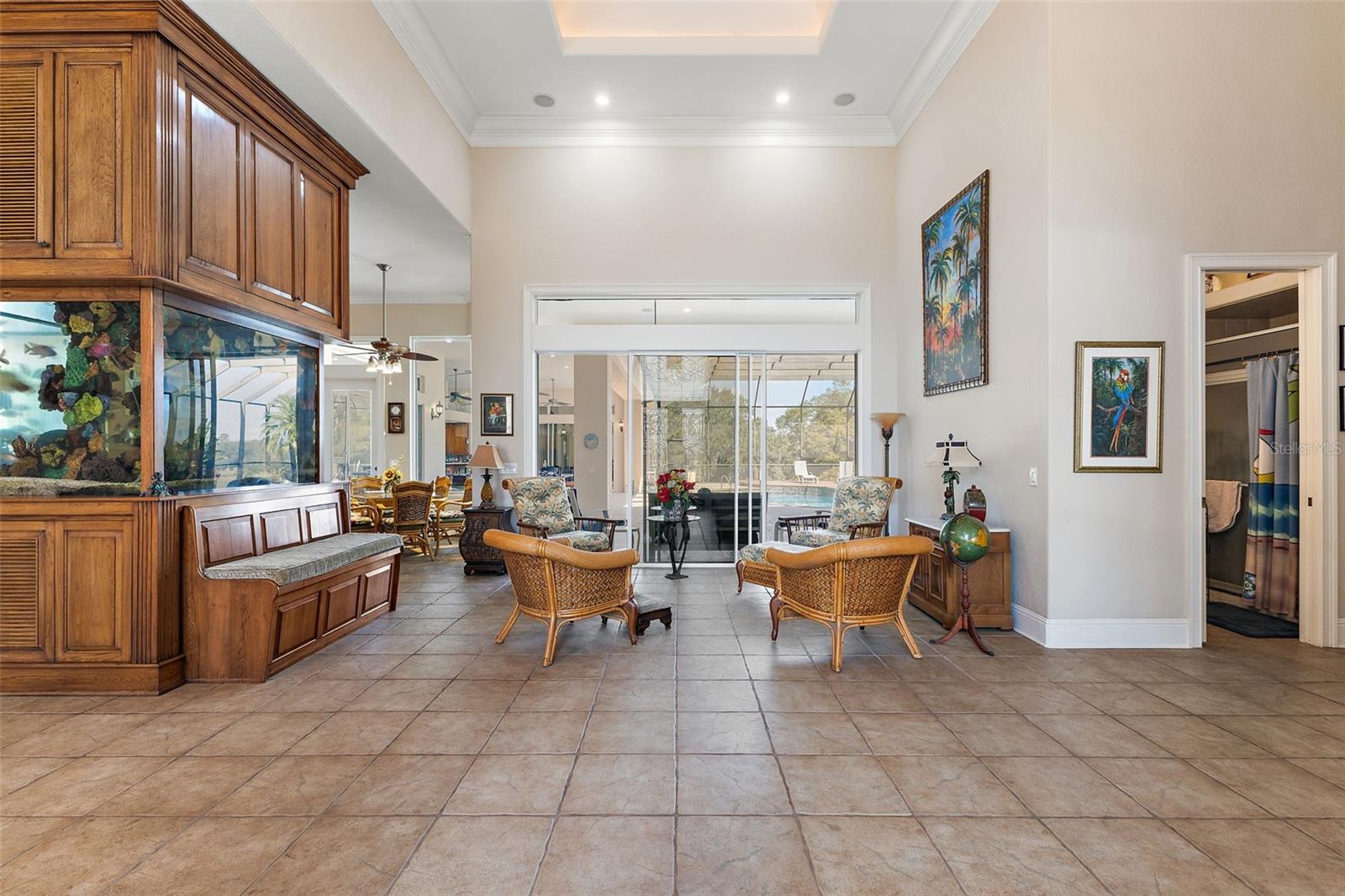 1825 MYRTLE LAKE AVE