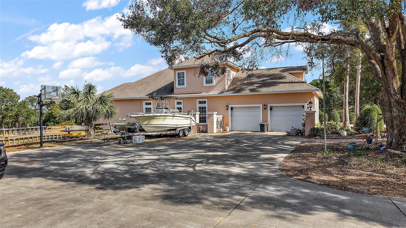 1825 MYRTLE LAKE AVE