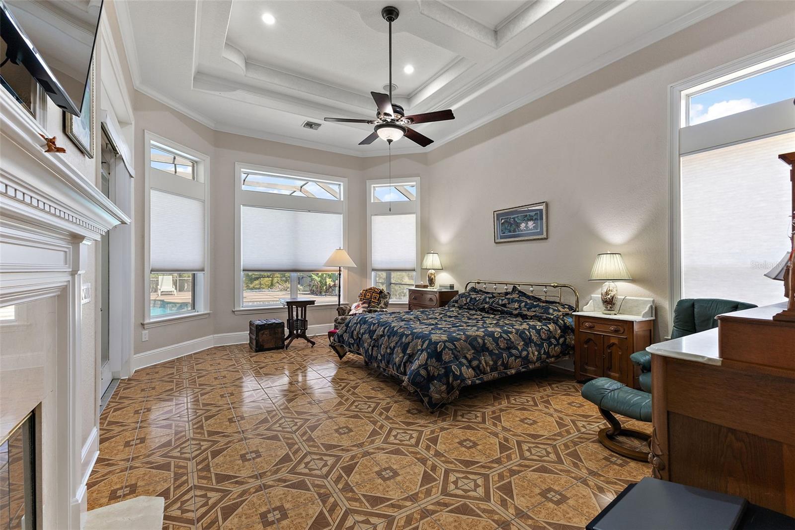 1825 MYRTLE LAKE AVE