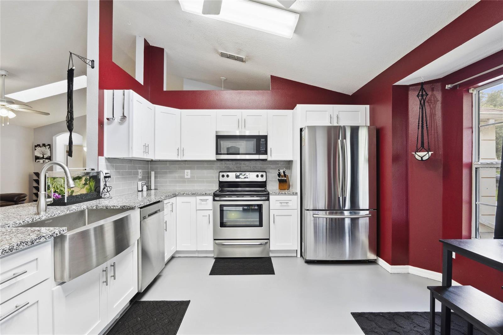 10412 REGAL VIEW LOOP