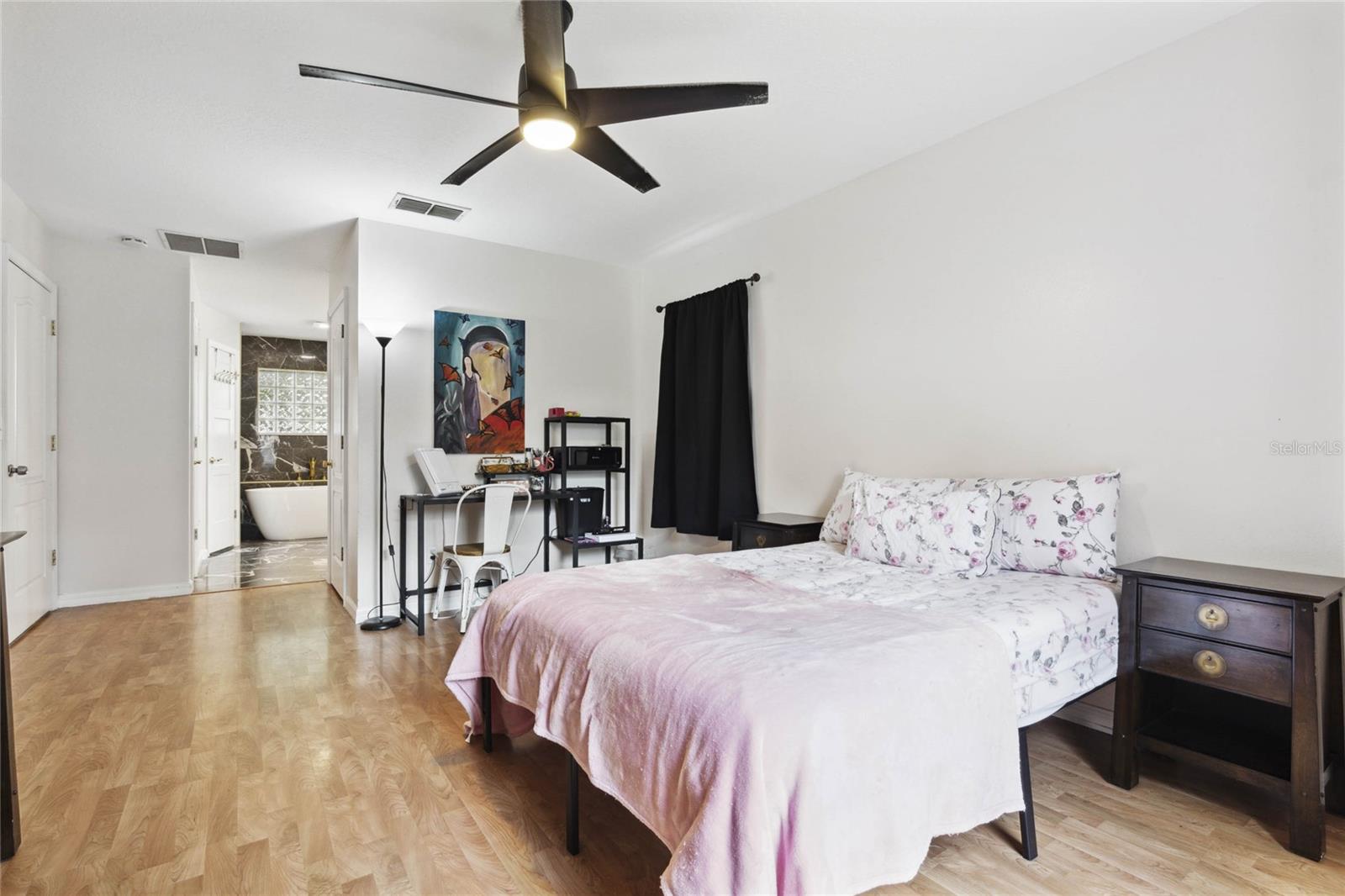 10412 REGAL VIEW LOOP