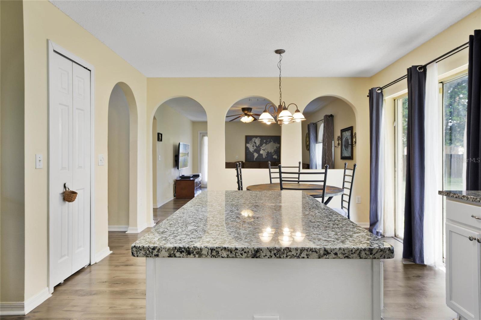 1629 MYRTLE LAKE AVE