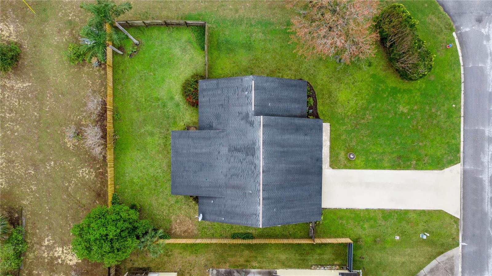 1000 WOODWARD OAKS CIR