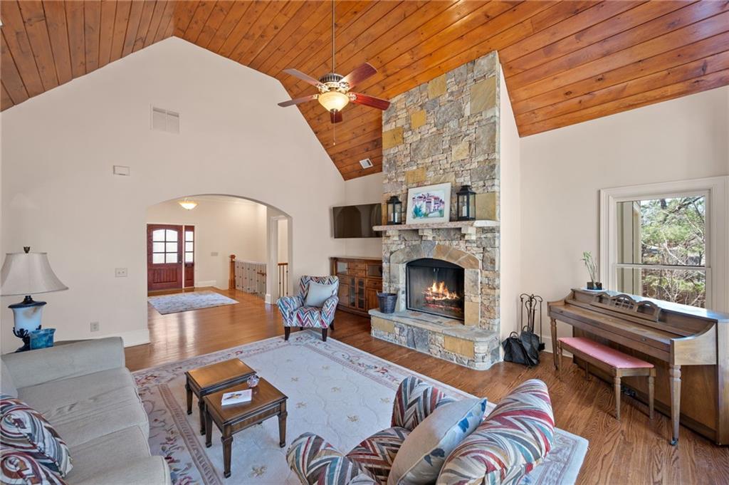 198 Wood Poppy Drive