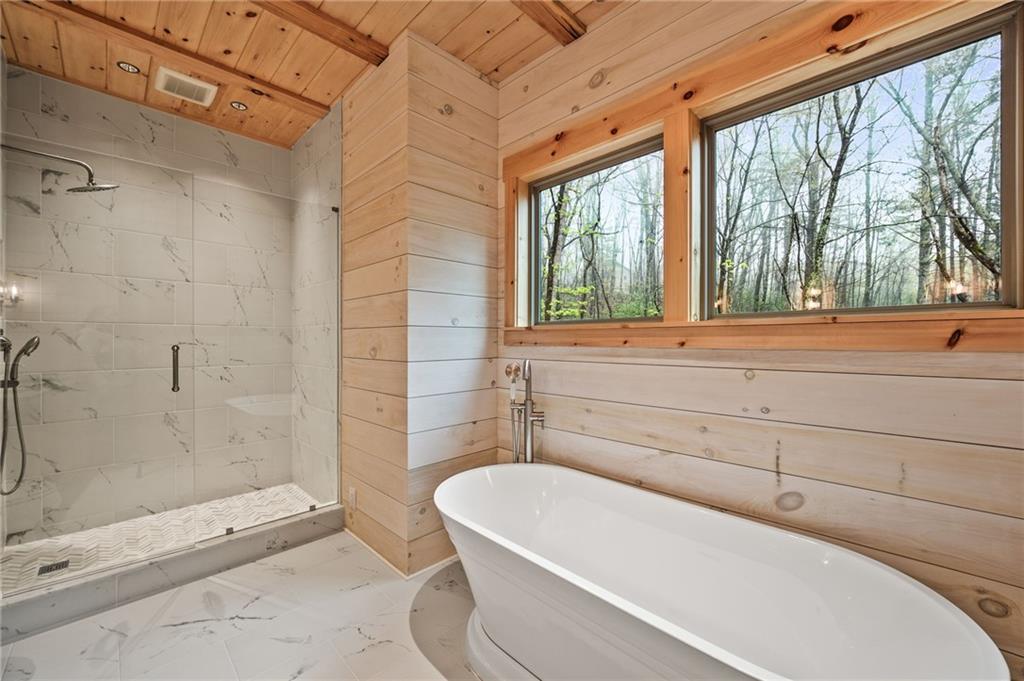 165 Highland Trail