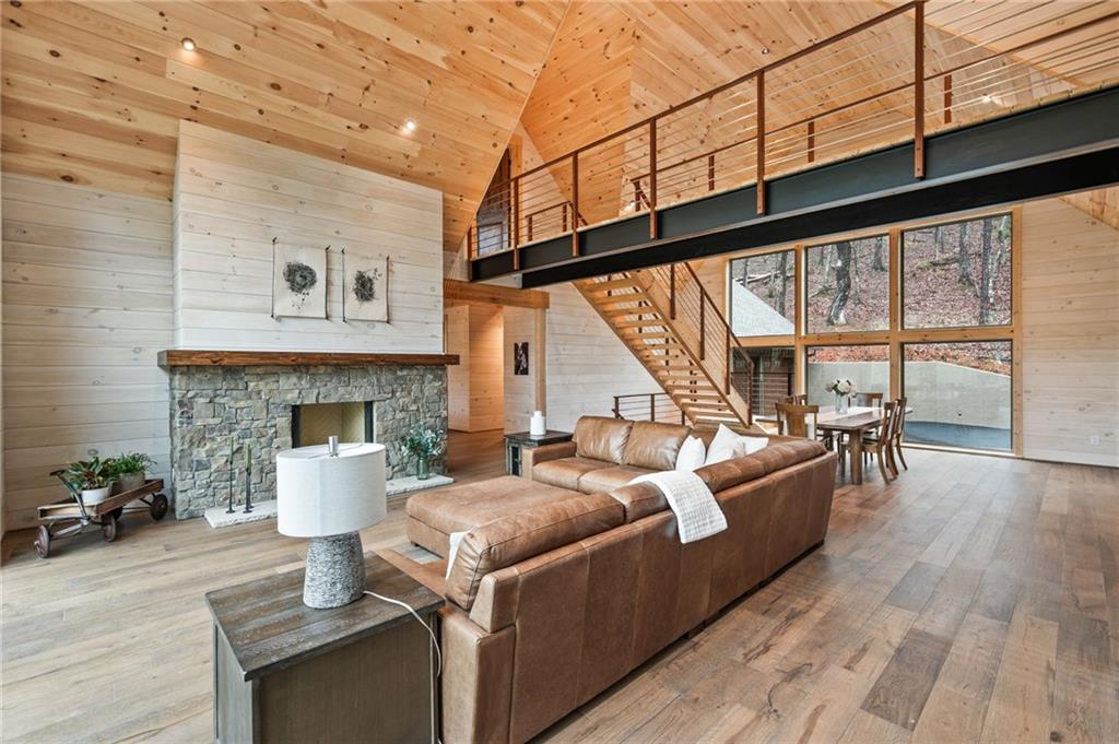 165 Highland Trail