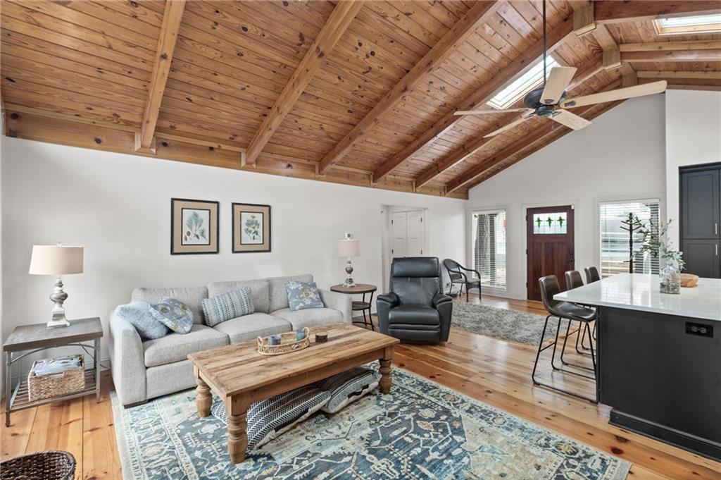 319 Columbine Drive