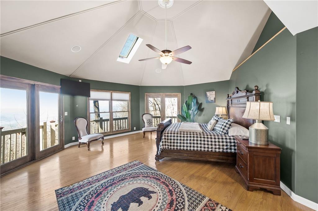 1371 Ridgeview Drive