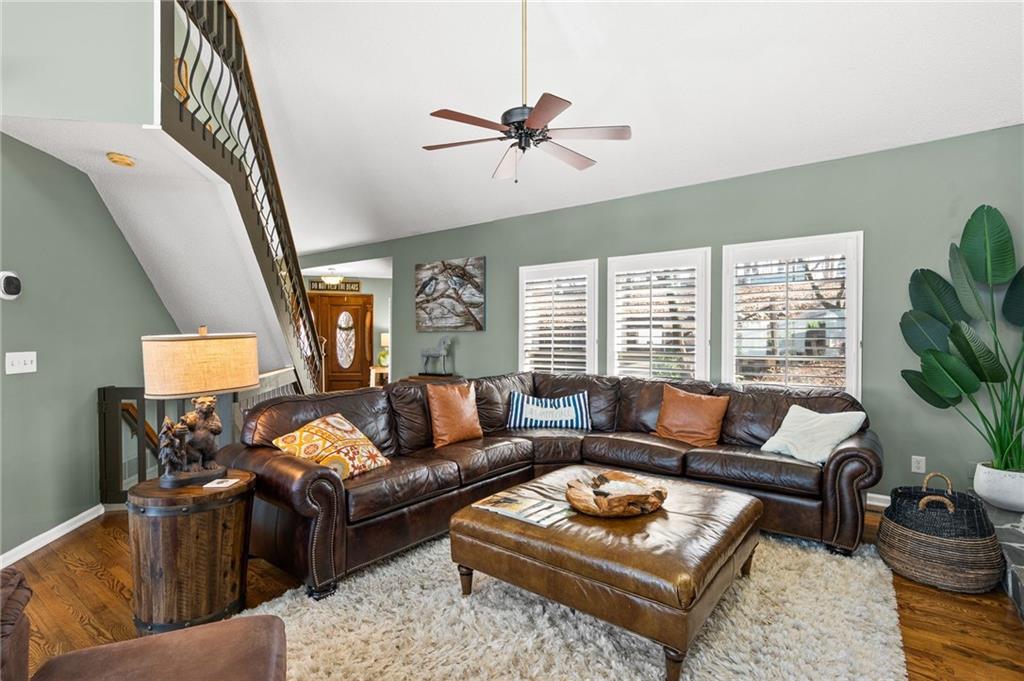 1371 Ridgeview Drive