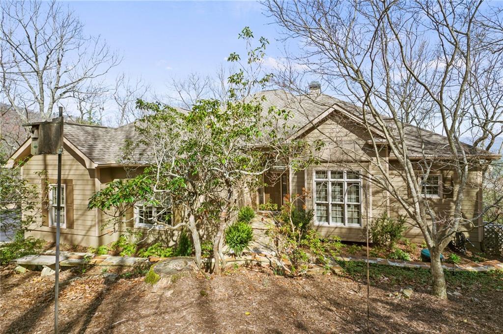 230 Cliff Fern Point