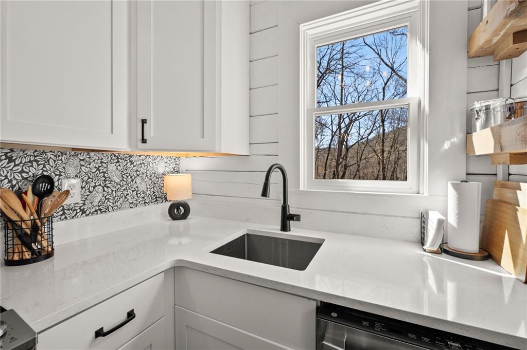 22 Hickory Trail