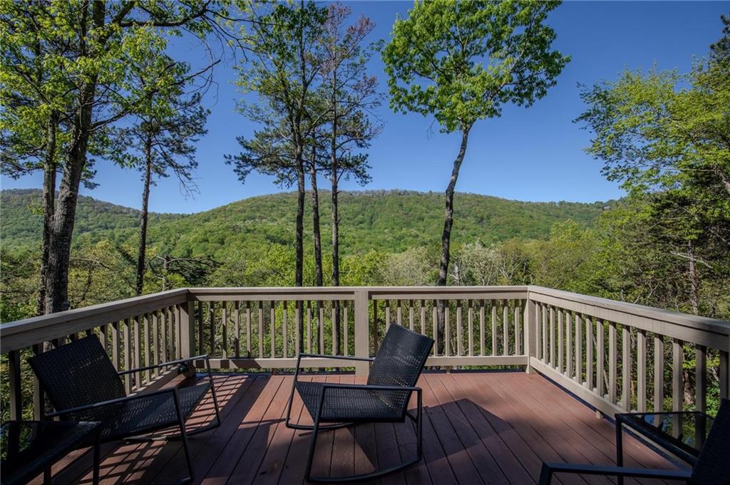 447 Teaberry Lane